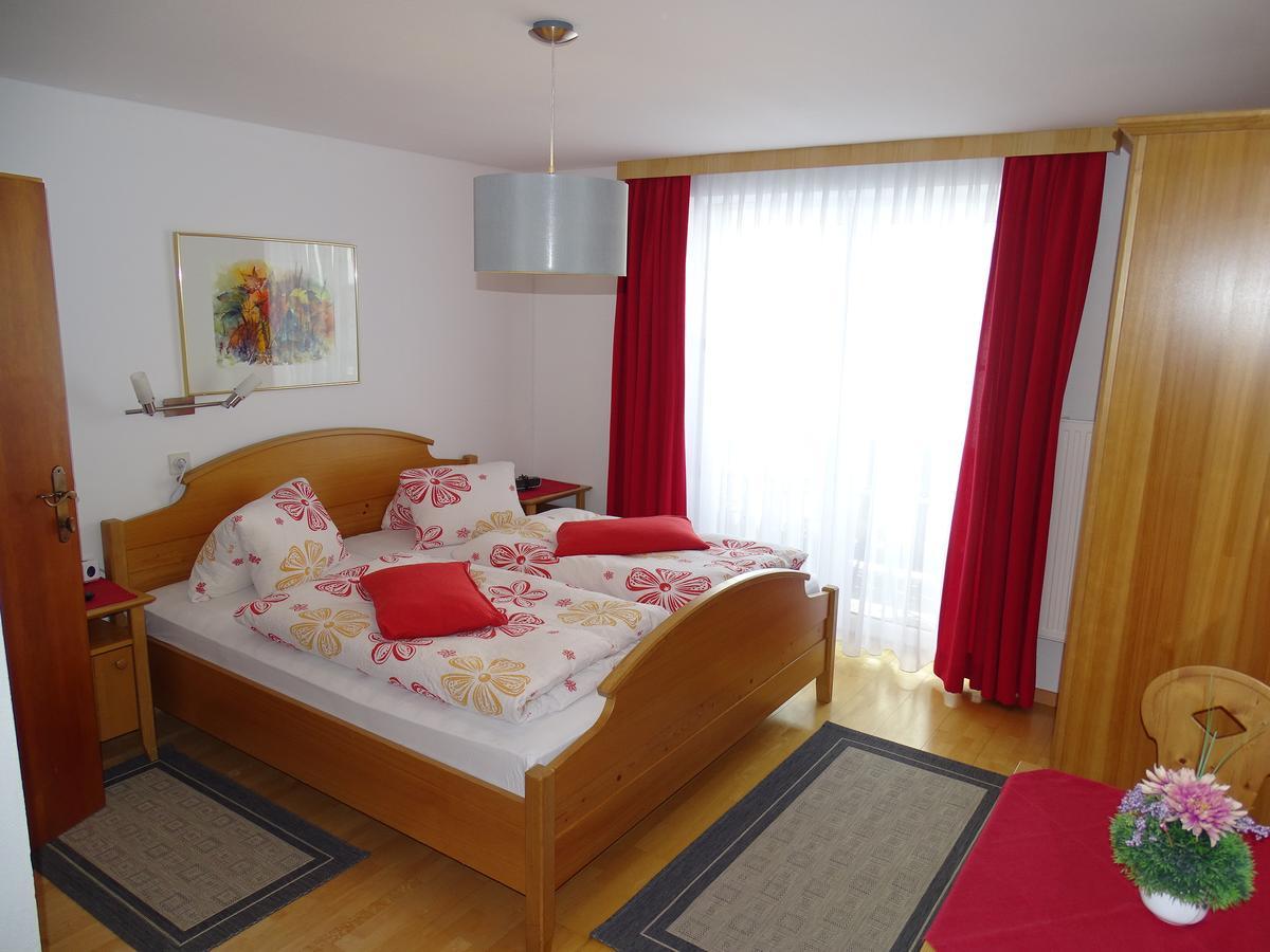 Pension Bayrhammer Faistenau Exterior photo